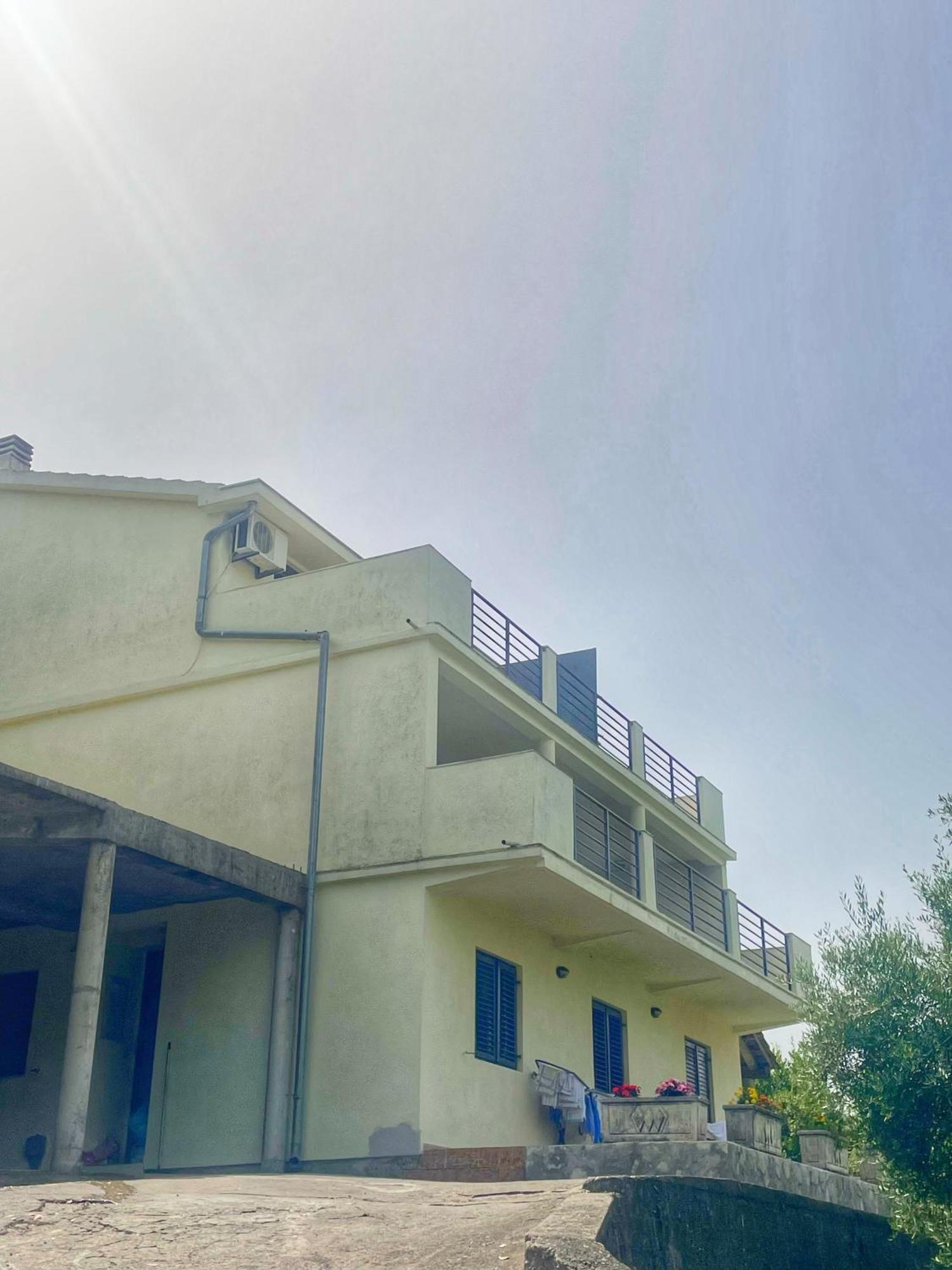 Apartments Krivokapic Prcanj With Bay View كوتور المظهر الخارجي الصورة