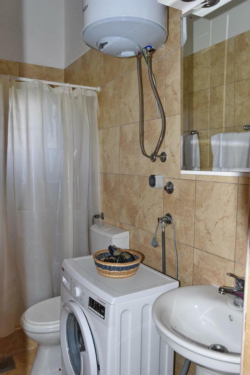 Apartments Krivokapic Prcanj With Bay View كوتور المظهر الخارجي الصورة