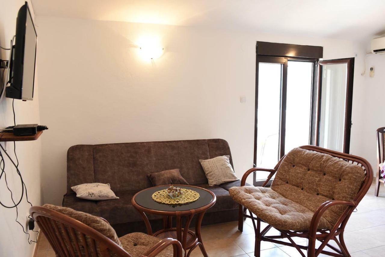 Apartments Krivokapic Prcanj With Bay View كوتور المظهر الخارجي الصورة