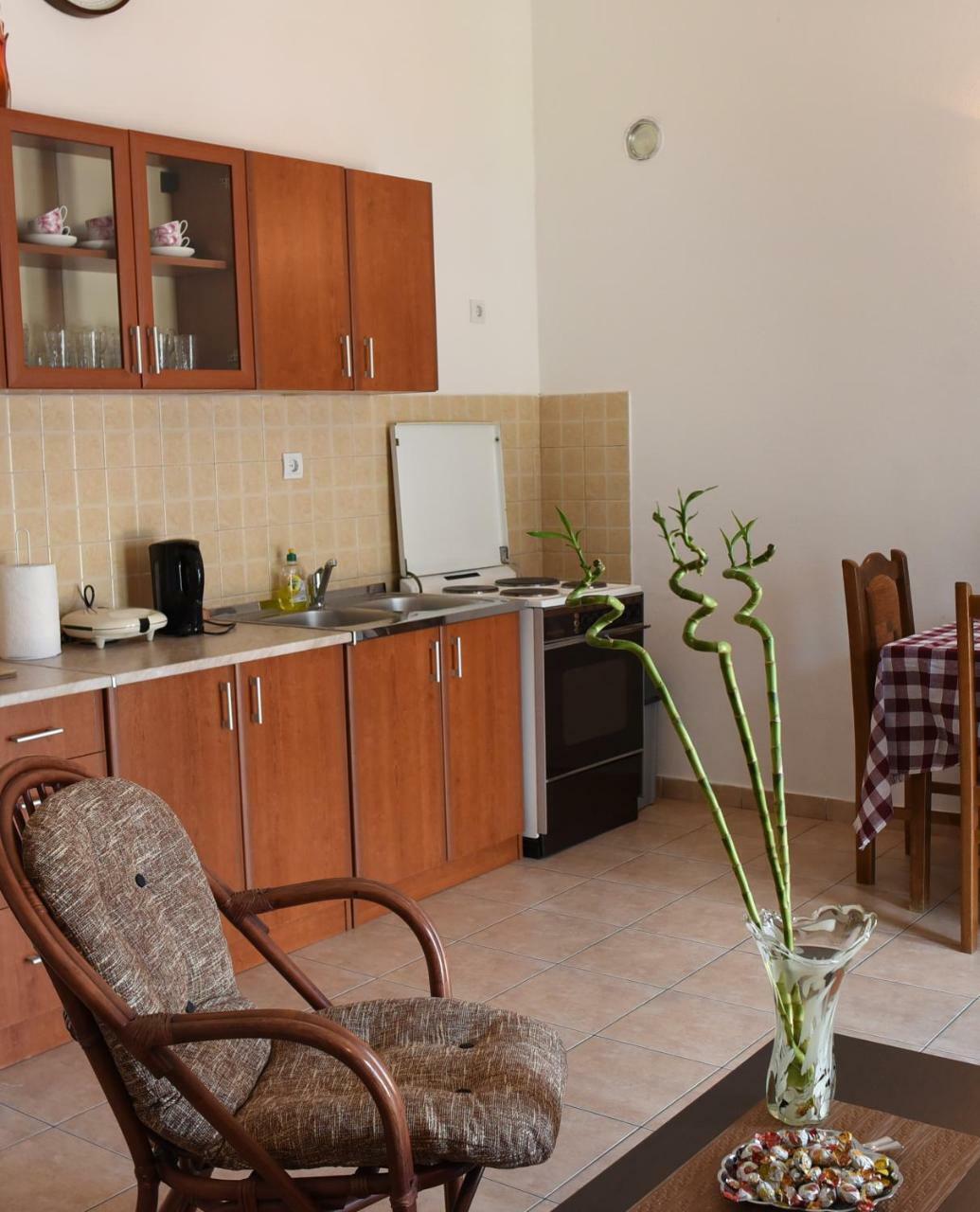 Apartments Krivokapic Prcanj With Bay View كوتور المظهر الخارجي الصورة